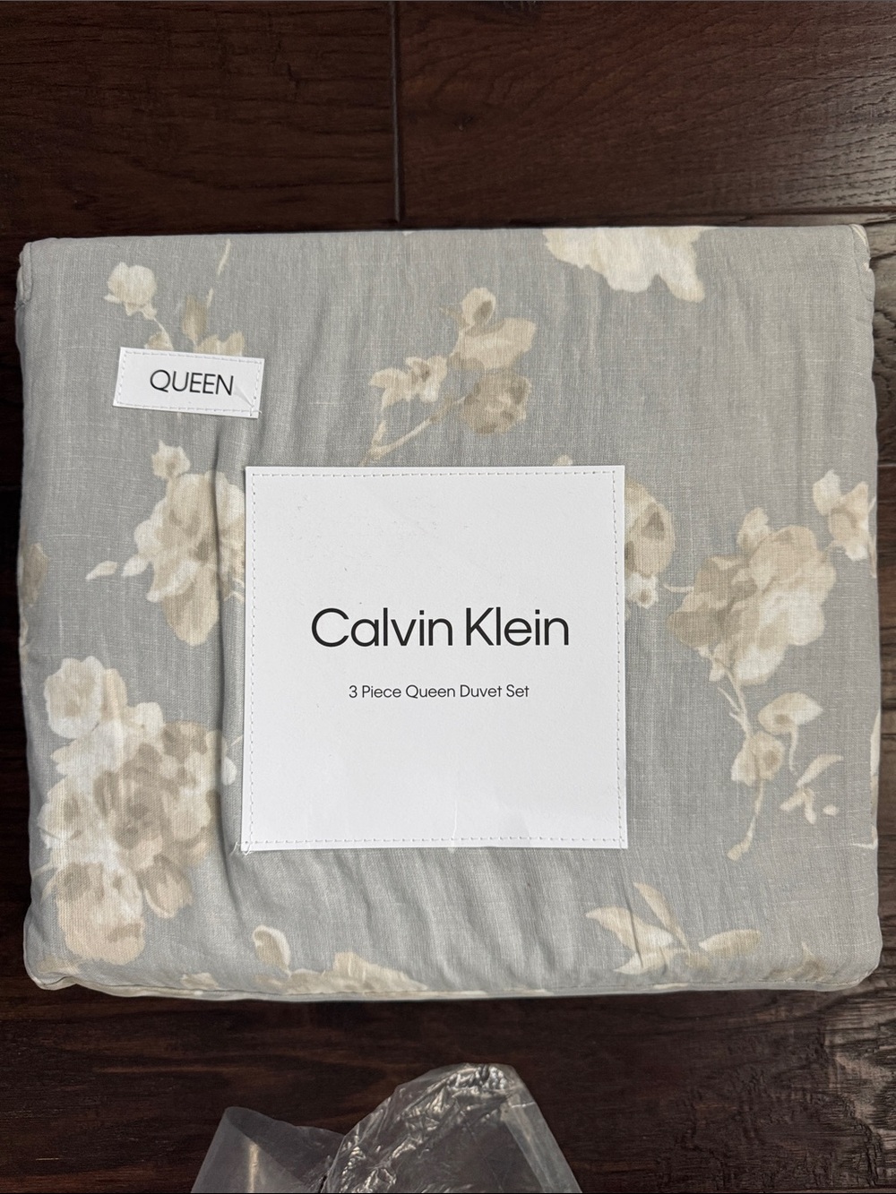 Calvin Klein Duvet Cover Set Queen Light Gray/Ivory Floral Cotten Gauze - Picture 8 of 12